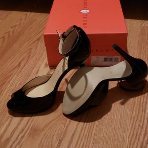 Patent leather heels